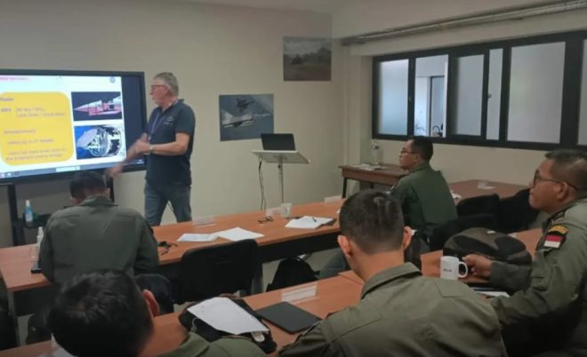 Enam Perwira TNI AU mengikuti pendidikan Air Battle Management di Prancis