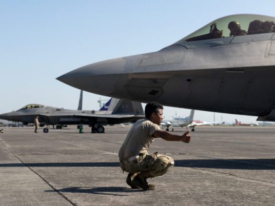 F-22 mendarat pertama kali di Clark Air Base Filipina