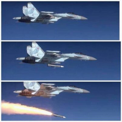 Su-35 melepaskan rudal r-37M