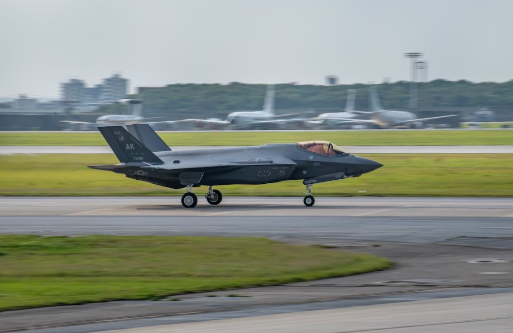 F-35A tiba di Kadena AFB