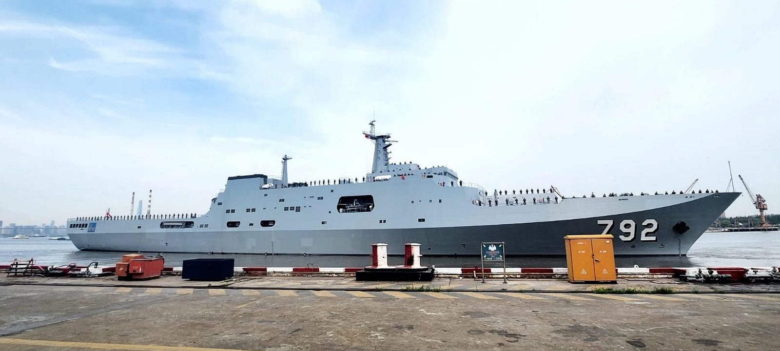 HTMS Chang_ LPD-792