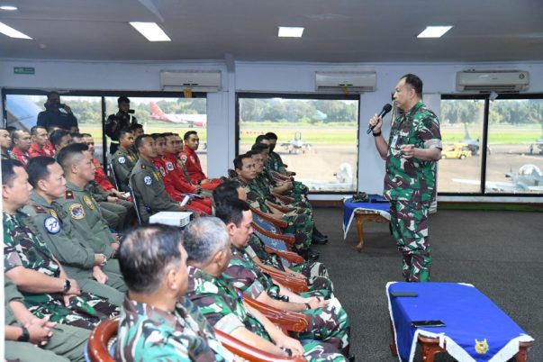 Kasau memimpin briefing persiapan HUT ke-77 TNI AU di Lanud Halim Perdanakusuma