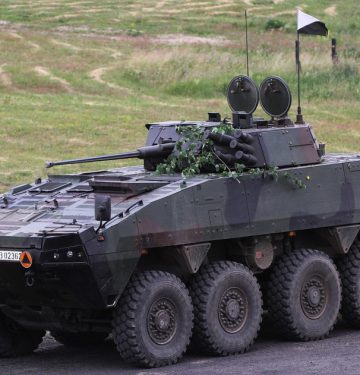 Rosomak APC-IFV