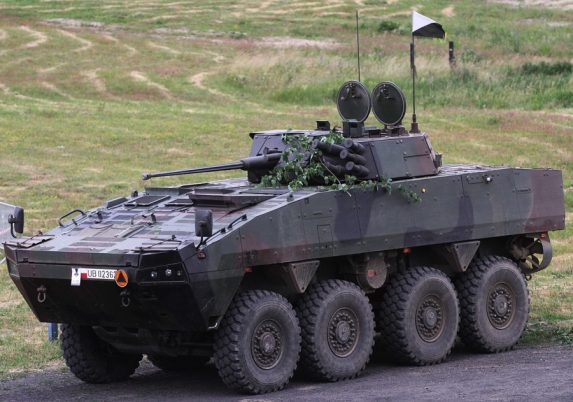 Rosomak APC-IFV