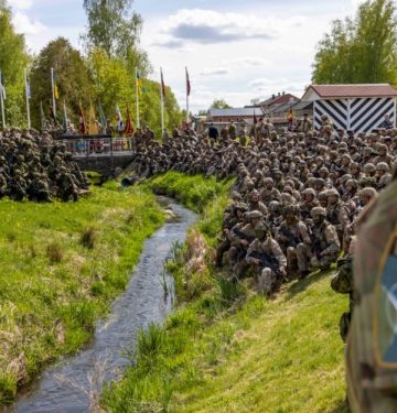 Inggris kirim 1.500 prajurit ke Estonia_ AR_ 3