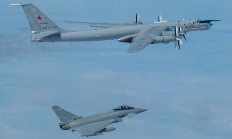 Typhoon cegat Tu-142