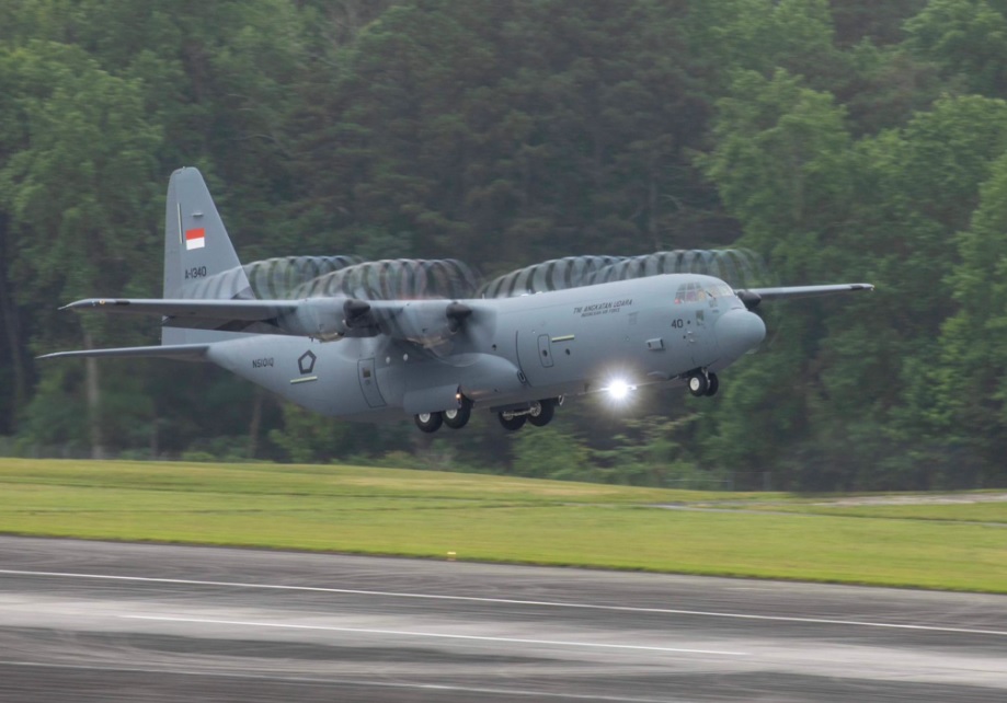 C-130J-30 A-1340 Super Hercules TNI AU _ Lockheed Martin _ Airspace Review.jpeg_2