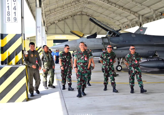 F-16-Skadron-Udara-3-tiba-di-Lanud-Roesmin-Nurjadin-Pekanbaru-untuk-Latma-Cope-West-2023