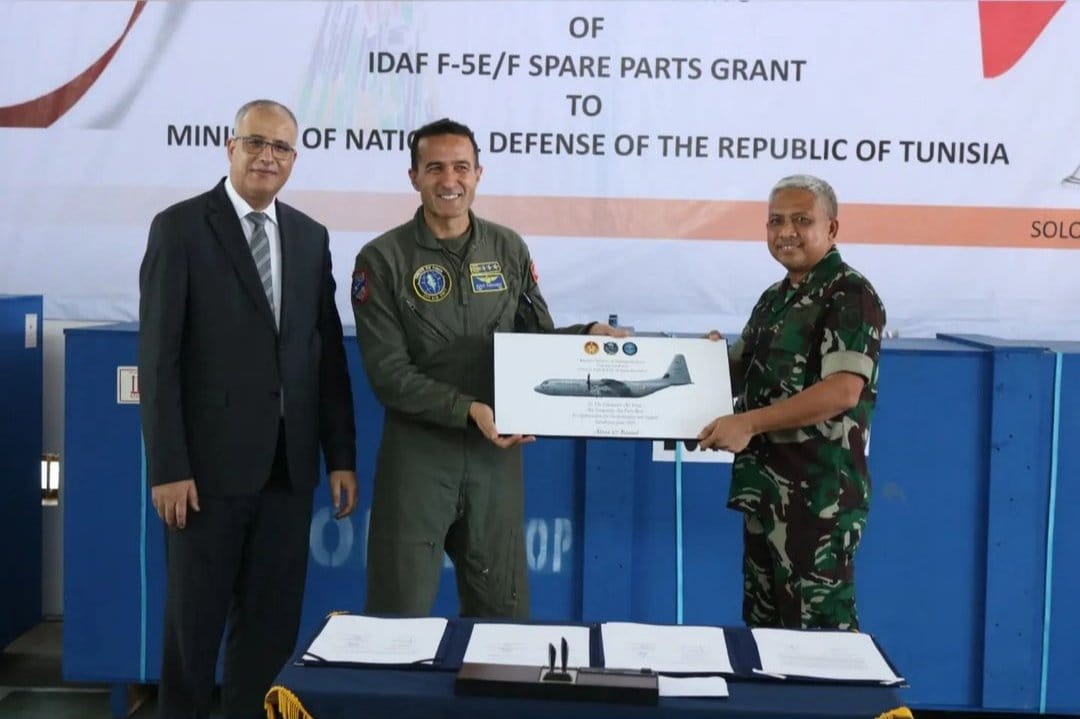 Hibah Suku Cadang F-5 ke Tunisia_1