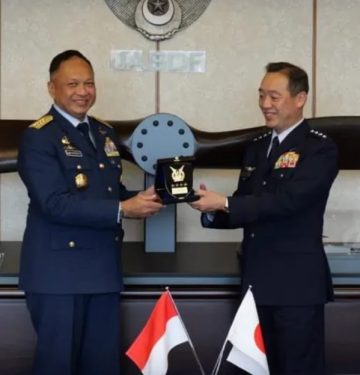 Kasau melaksanakan kunjungan ke JASDF