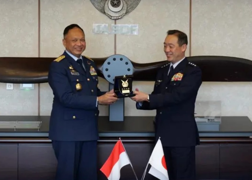 Kasau melaksanakan kunjungan ke JASDF