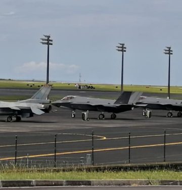 F-16 Yunani dan 3 F-35 Israel terbang dari AS