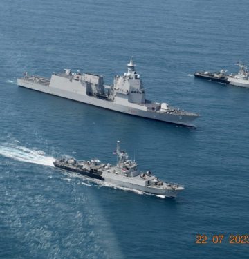 Latihan Bersama TNI AL dan AL Italia di Laut Jawa