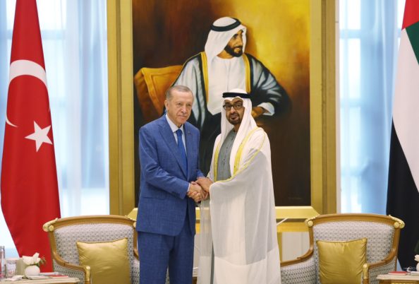 Tukiye dan Uni Emirat Arab