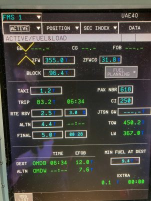 Emirates A380 terbang dengan 618 penumpang