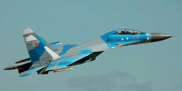 Su-30 Rusia