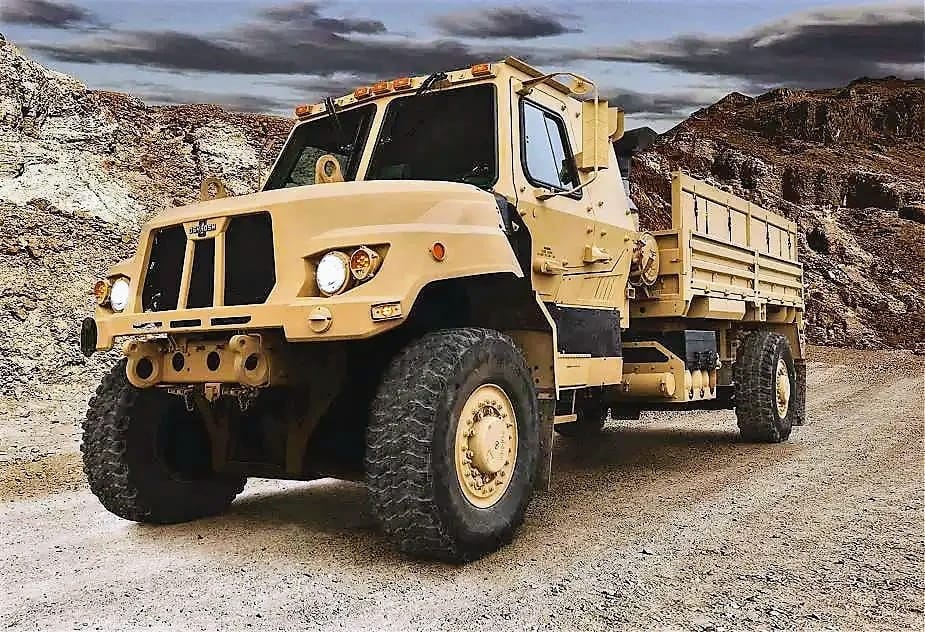 Truk FMTV dari Oshkosh Defense