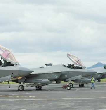 F-35 di Lanud Sam Ratulangi