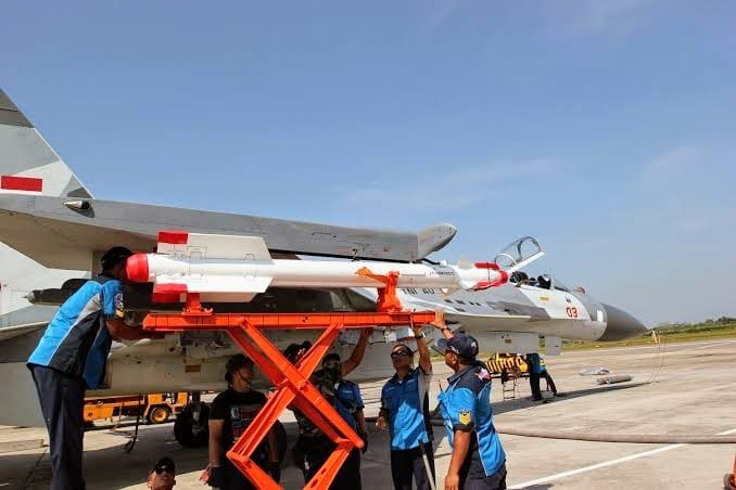 Rudal R-73 TNI AU