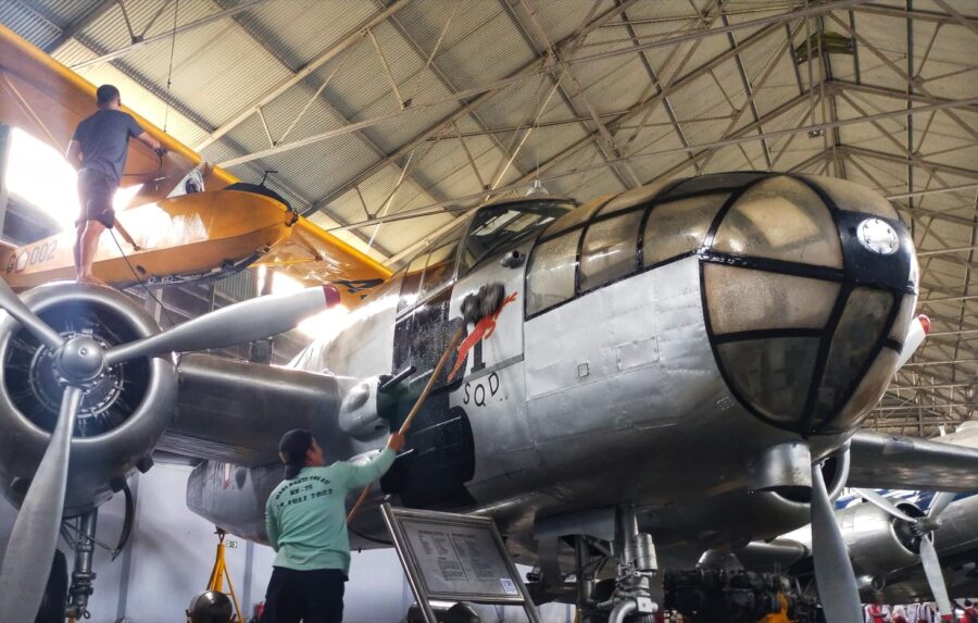B-25 Mitchell dicuci