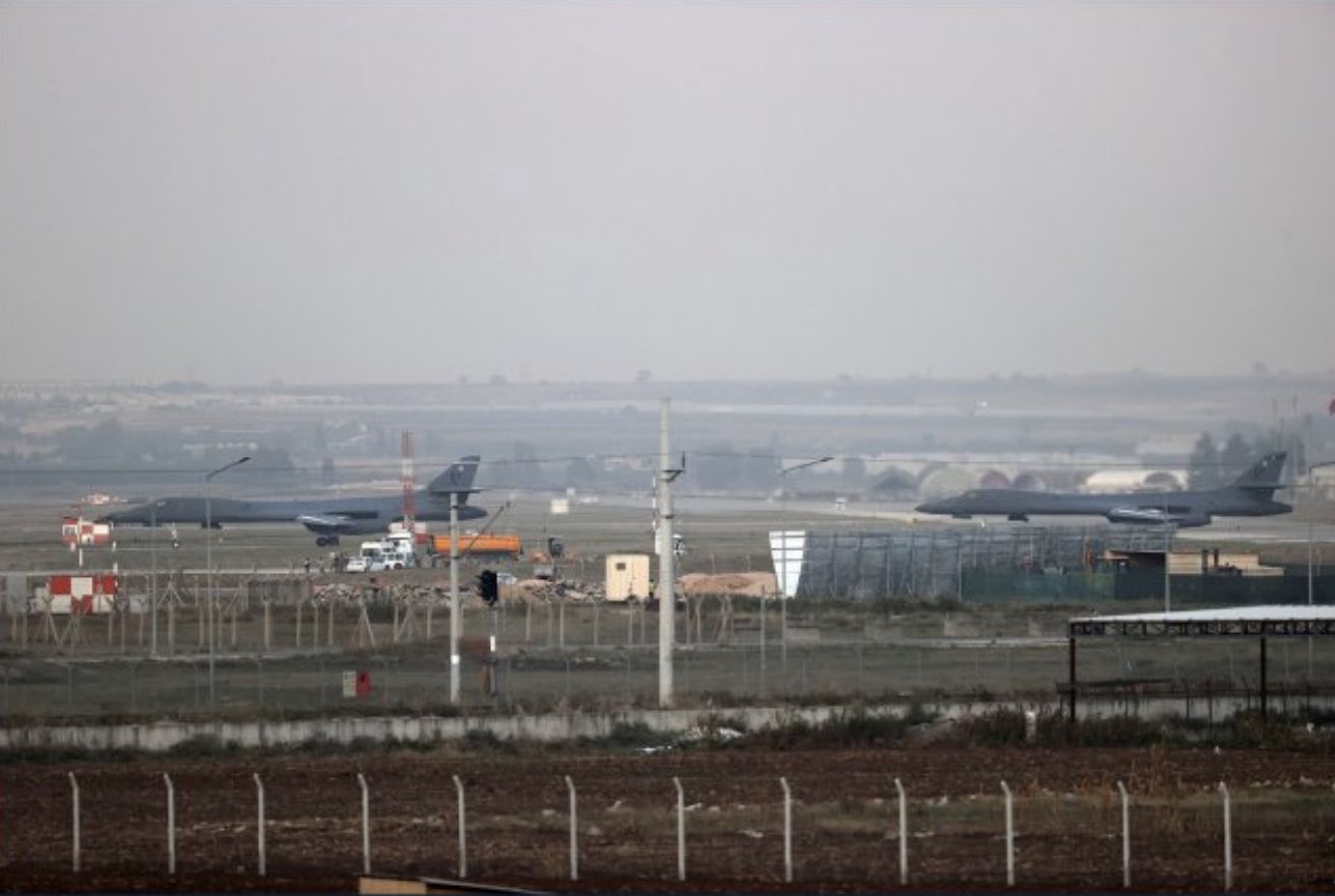 B-1B mendarat di Pangkalan Angkatan Udara Incirlik Turkiye