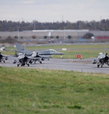 Lima F-16 Belanda terbang ke Rumania