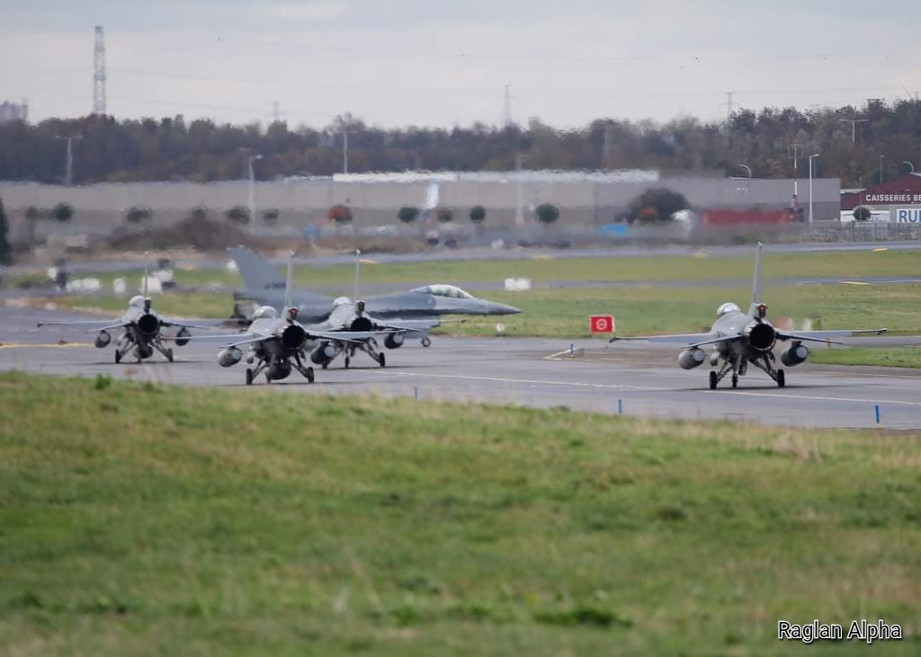Lima F-16 Belanda terbang ke Rumania