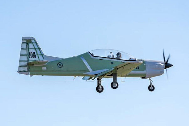 Dulus TP-75 Tucano-R