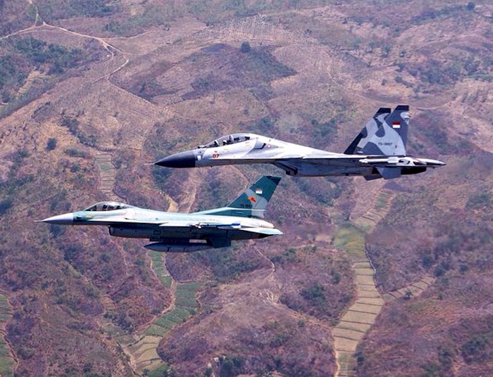 Sukhoi dan F-16 TNI AU