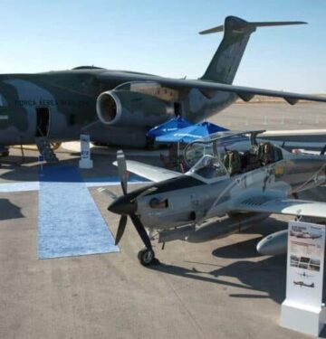 C-390 dan Super Tucano