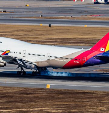 Asiana 747-400 HL7428