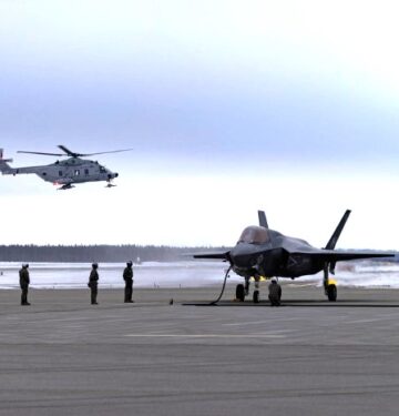 F-35 pertama kalinya mendarat di Swedia_1