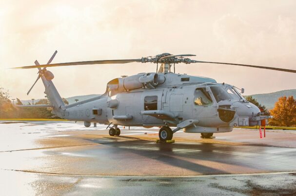 MH-60R Seahawk Angkatan Laut Yunani_ airspace review_Sikorsky
