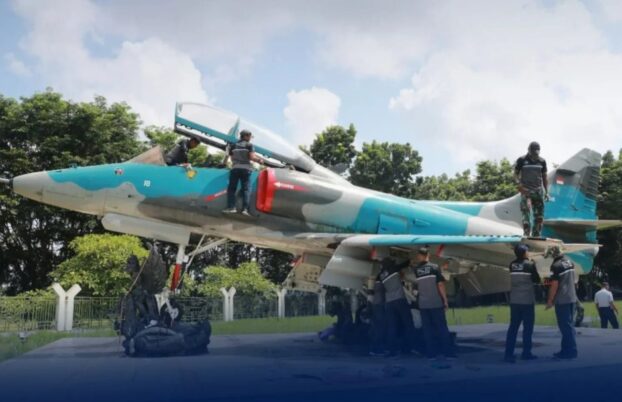 Monumen A-4 Skyhawk direlokasi ke Taman Lanud Bun Yamin_3
