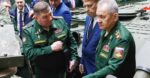 Shoigu memeriksa pabrik pembuatan tank Rusia