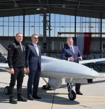 Baykar menyerahkan kelompok terakhir drone Bayraktar TB2 ke Polandia