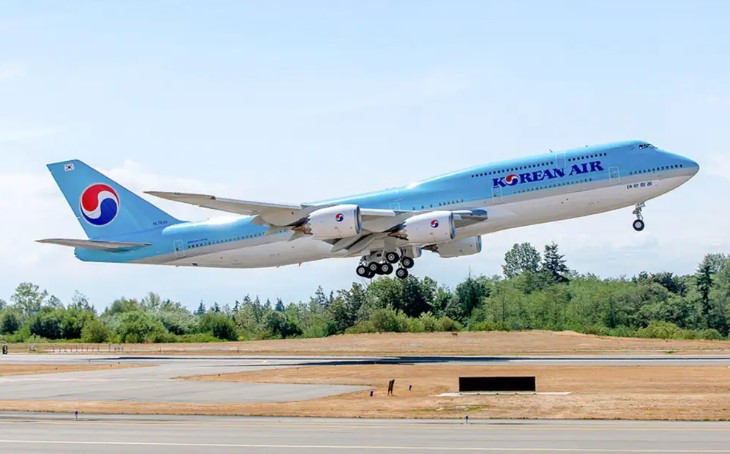Boeing Korean Air 747-8