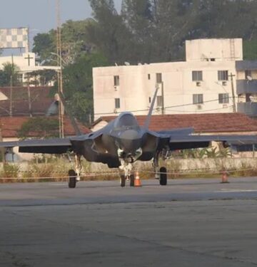 F-35C mendarat darurat di Rio de Janeiro Brasil