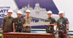 Pemotongan baja pertama Fregat Merah Putih di PT PAL