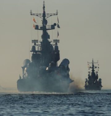 Kapal perang Armada Baltik Rusia