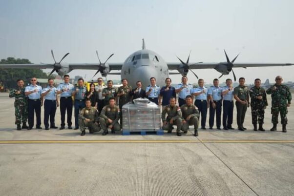 C-130J Super Hercules kirim senjata serbu SS-2 dan amunisi ke Kamboja