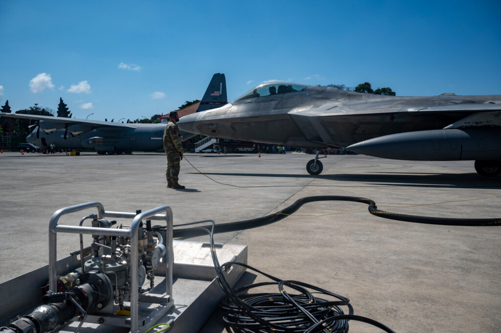 F-22 Raptor di Denpasar Bali