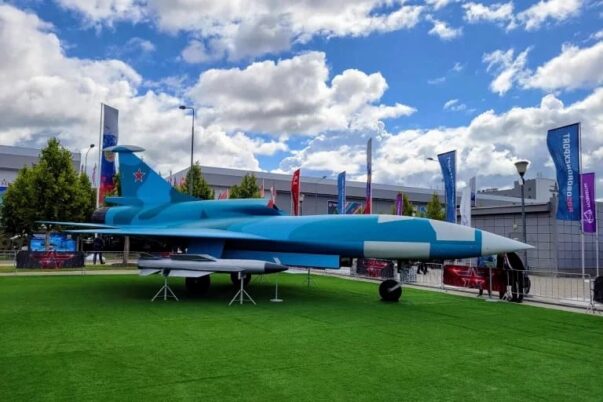 Grom-U loyal wingman untuk Su-35 dan Su-57