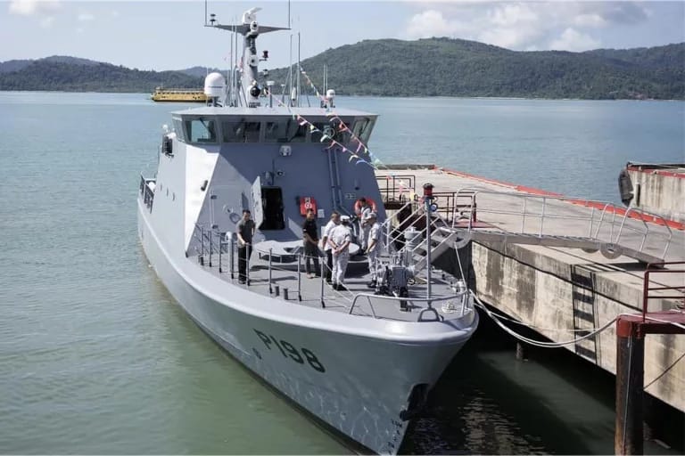 Kapal Patroli Sea Eagle