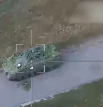 Drone Rusia menarget kendaraan tempur lapis baja Ukraina di Kursk