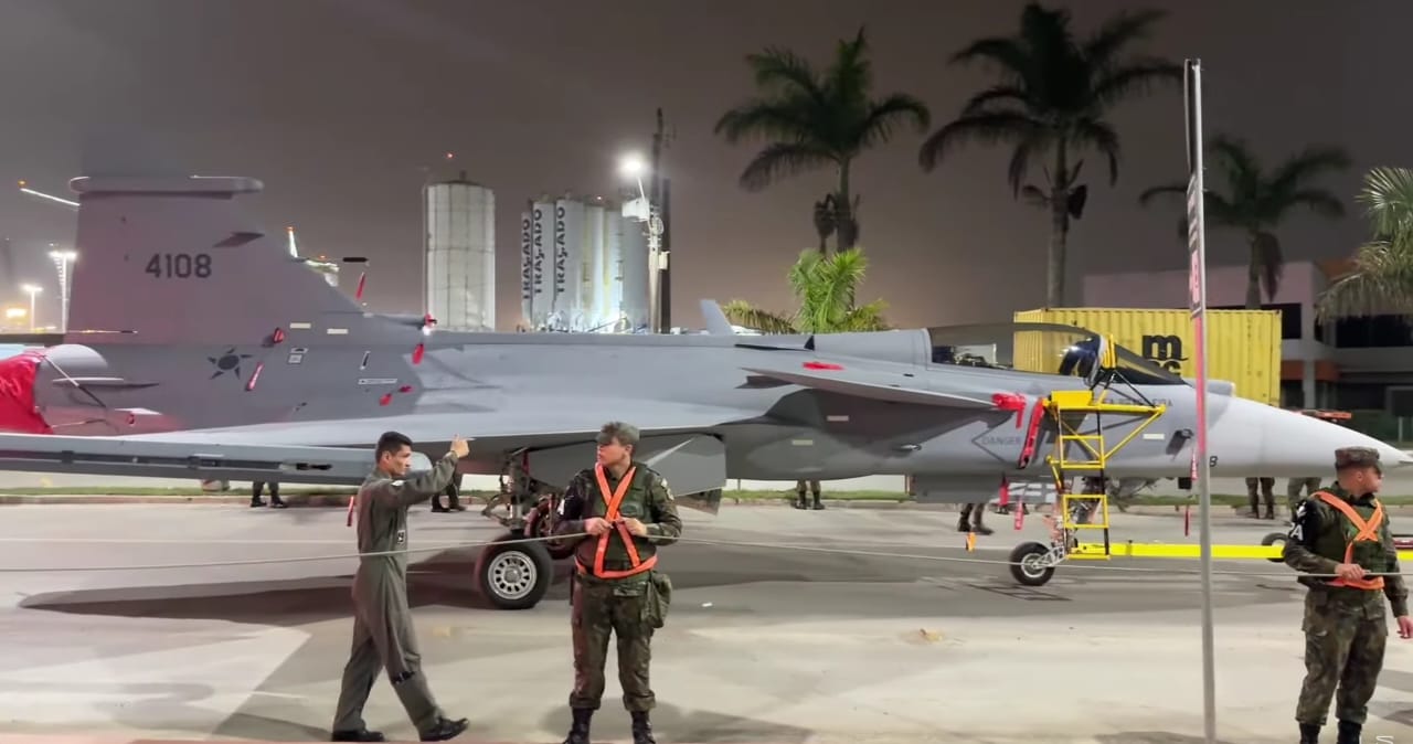 F-39 Gripen FAB ke-9 tiba di Brasil