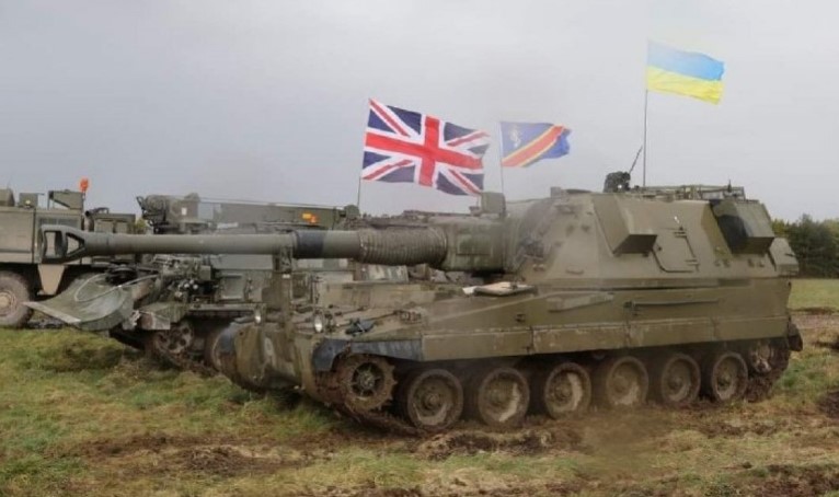 Inggris akan mengirim AS90 ke Ukraina lebih banyak