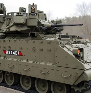 M2A4E1 Bradley
