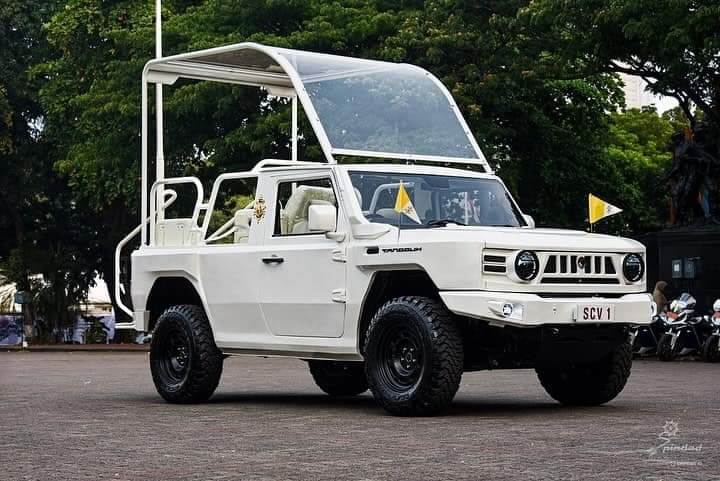 Maung MV3 Pope Mobile
