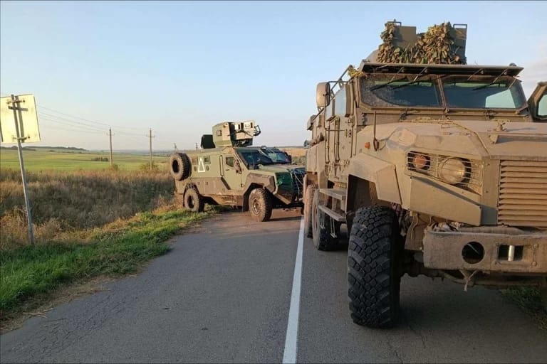 Senator MRAP Ukraina ditarik Akhmat Rusia